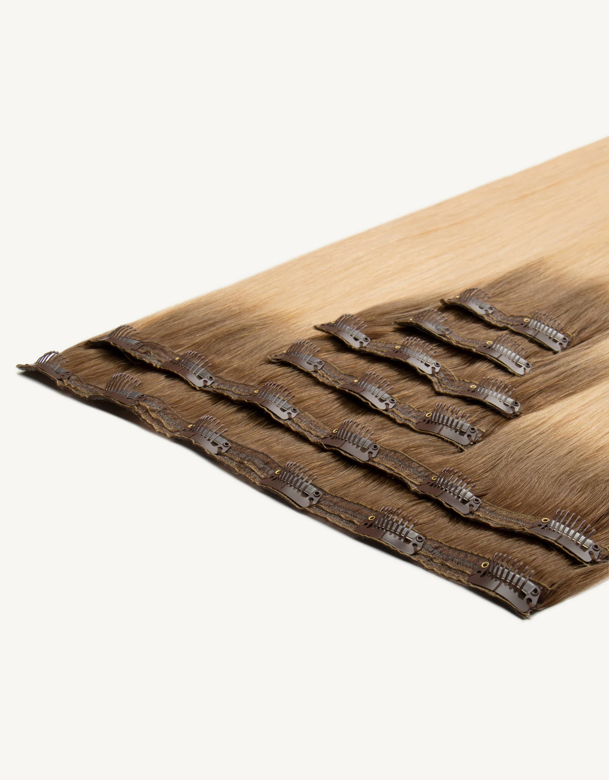 Clip In Deluxe Plus - Colour T6/16  Length 24"